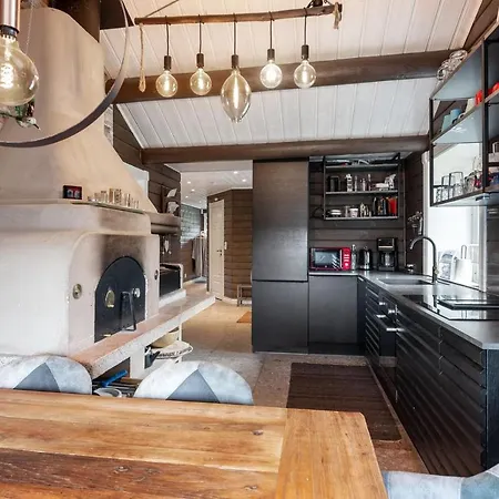 Libeli Panorama 度假居 *