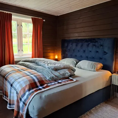 Libeli Panorama Lona